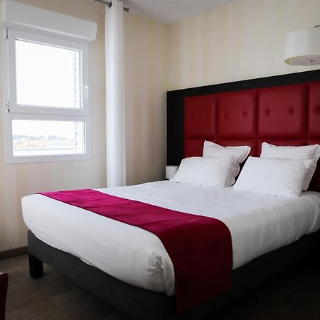 Logis Hotel Saint Guirec Et De La Plage Perros-Guirec Bagian luar foto