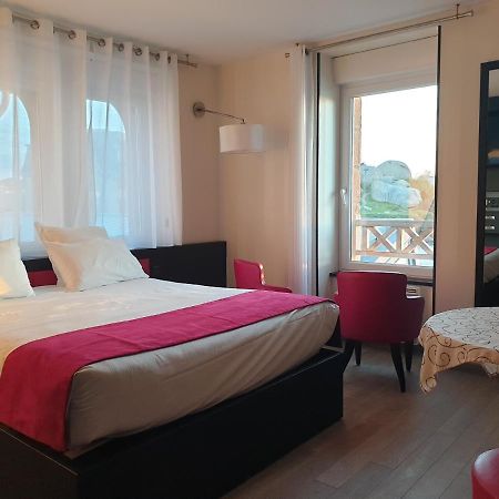 Logis Hotel Saint Guirec Et De La Plage Perros-Guirec Bagian luar foto